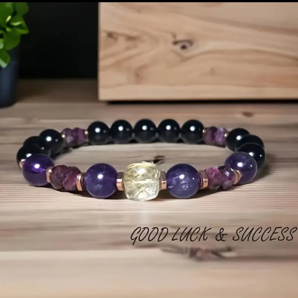 Amethyst & Black Garnet Stretch Bracelet.